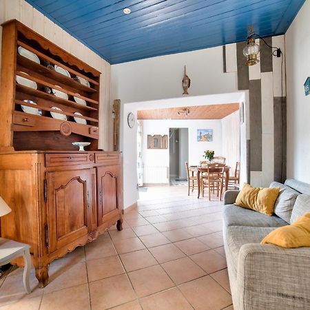 Jolie Maison Avec Cour Pour 5 Personnes Noirmoutier-en-l'Ile Bagian luar foto