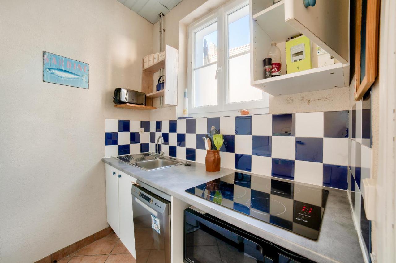 Jolie Maison Avec Cour Pour 5 Personnes Noirmoutier-en-l'Ile Bagian luar foto
