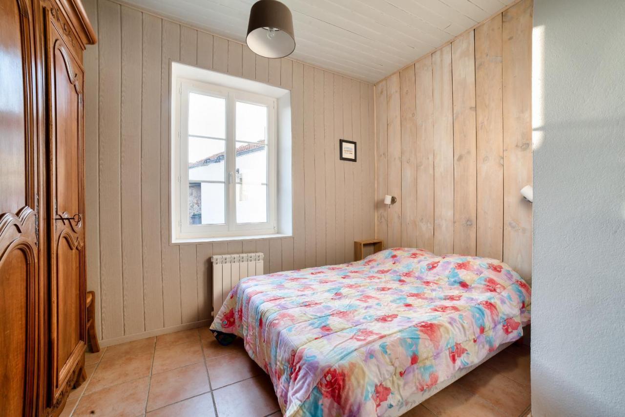 Jolie Maison Avec Cour Pour 5 Personnes Noirmoutier-en-l'Ile Bagian luar foto