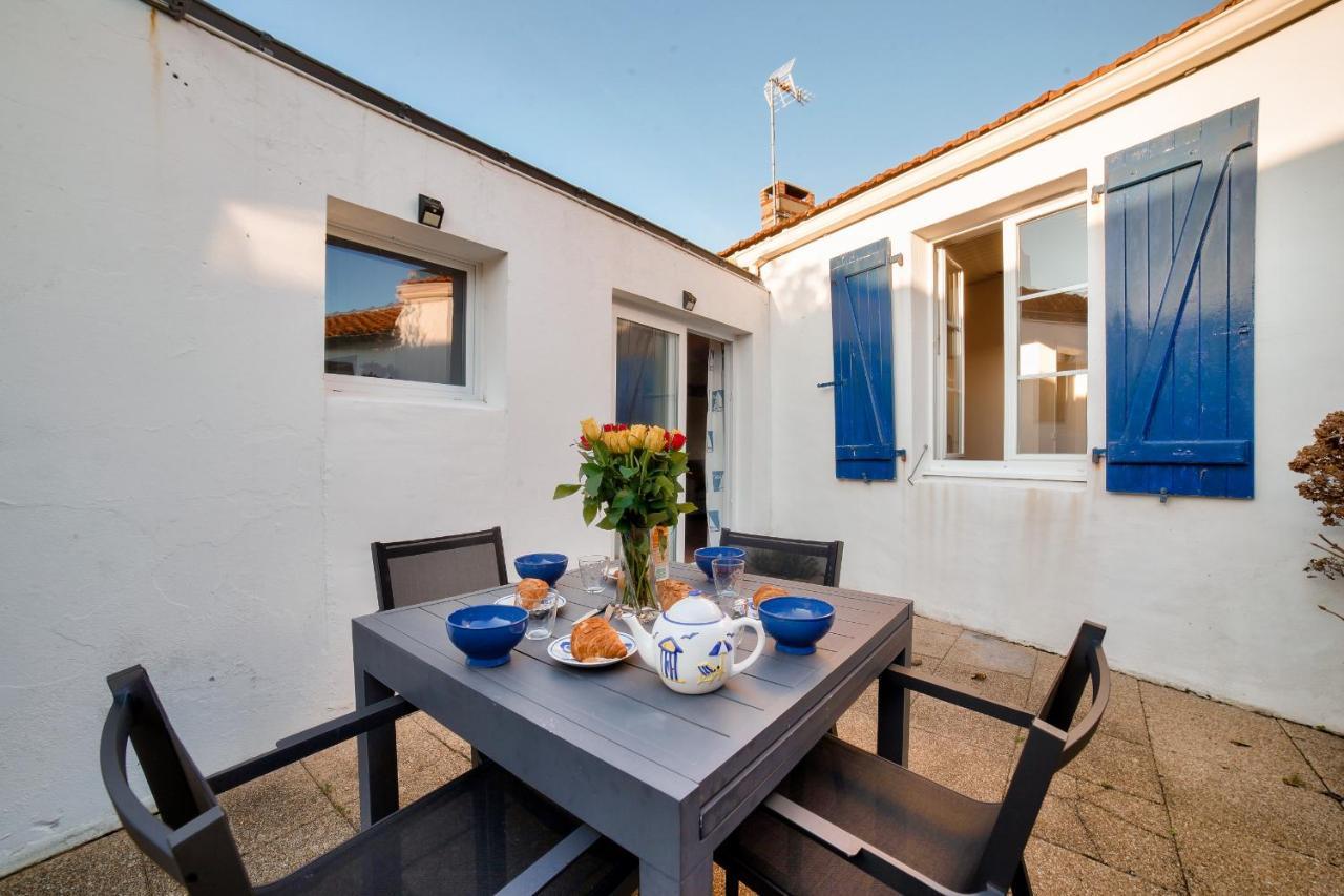 Jolie Maison Avec Cour Pour 5 Personnes Noirmoutier-en-l'Ile Bagian luar foto